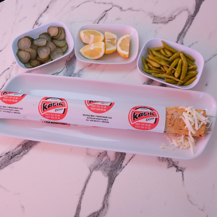 Zurna Kaşarlı Cheddarlı Tavuk Döner